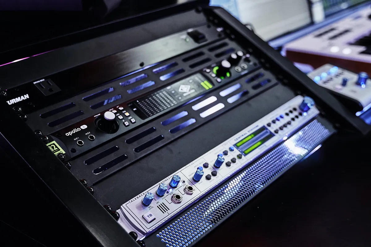 ZOOM Recording Studio